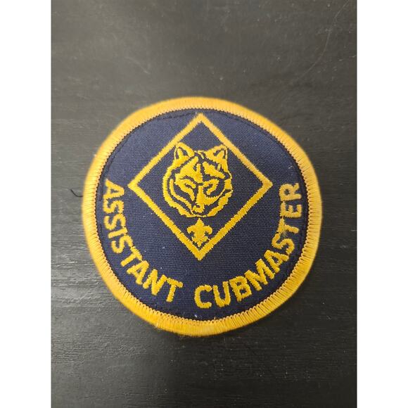 Vtg Assistant Cubmaster Patch Boy Scouts of America BSA Cub Scouts Uniform Badge - Picture 3 of 3